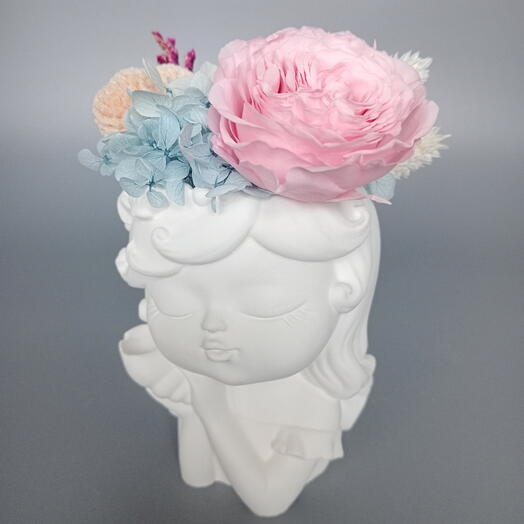 Композиция из стабилизированных цветов, букет на день рождения