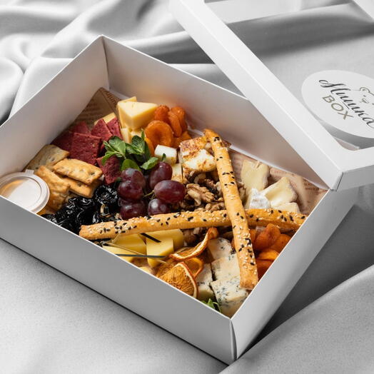 BOX «Сырное плато к вину»