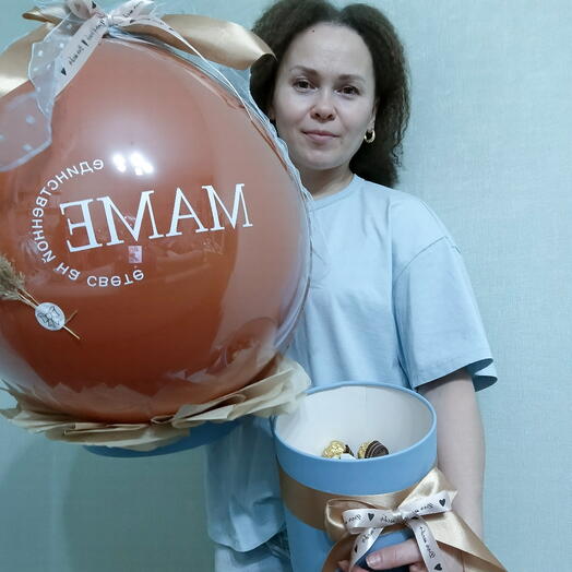 Шар баблс для мамы с конфетами
