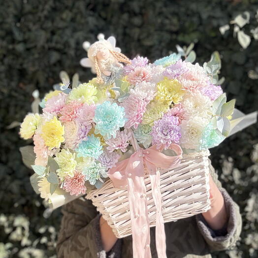 Корзина для девочки с радужной хризантемой и феечкой🧚♀️