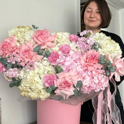 Обнимающие розы