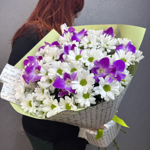 Бабочки в ромашках L