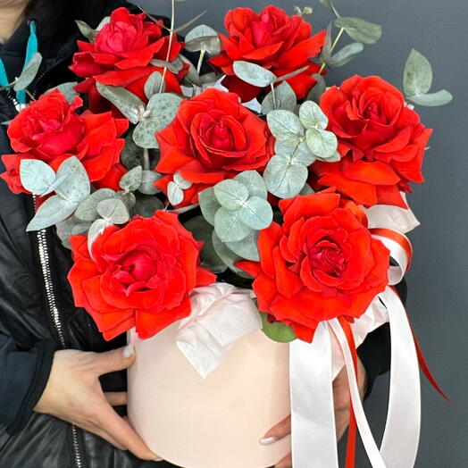 Цветы в коробке