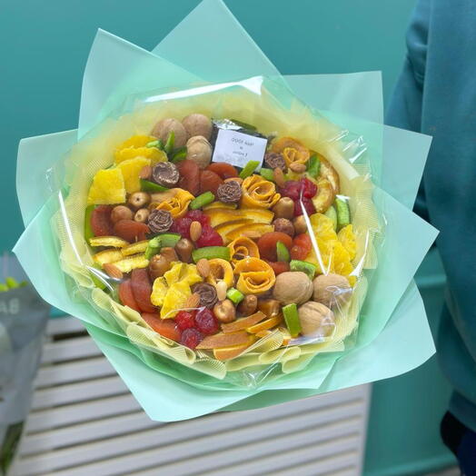 Букет из сухофруктов