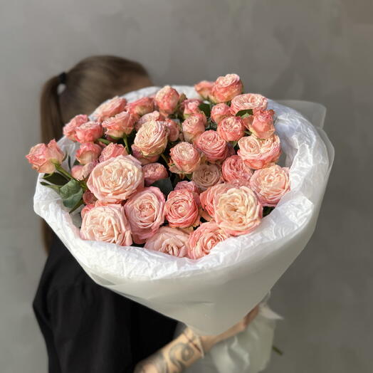 15 кустовых пионовидных роз 🌸 Нежно-розовый букет