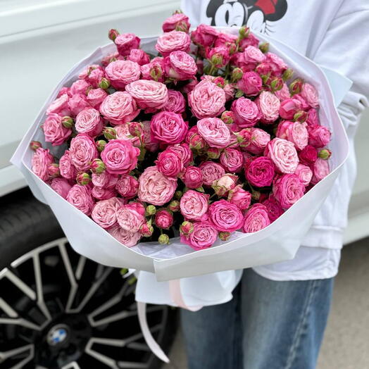 Розовые кустовые розы леди бомбастик букет роз 💘