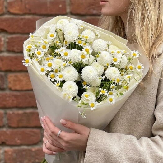 Букет из хризантемы с добавлением ромашки🌼