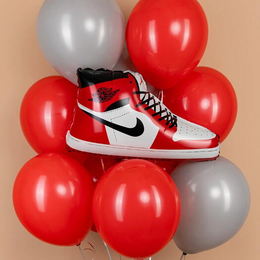 Набор шаров с гелием композиция с красно-белыми кедами Nike в фонтане красных и серых шаров - 11 шт