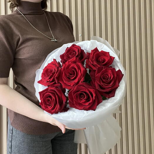 Букет из красных роз