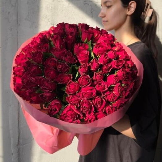 Bouquet of 101 Kenyan red roses