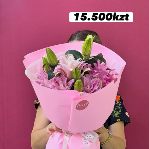 Букет из лилий