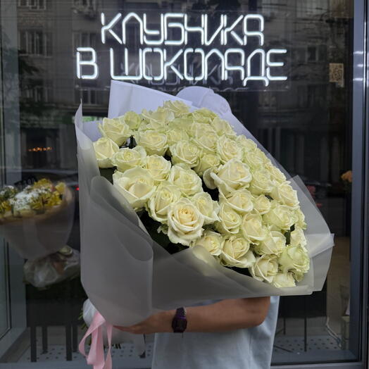 Моно 94 (51 роза 70-80 см)