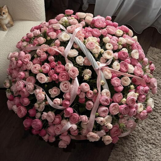 Корзина с розами 🌸🌺