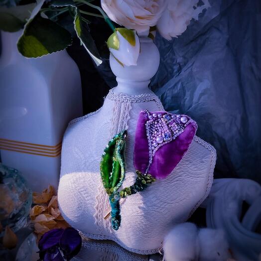 Broche de Terciopelo "tulipán Púrpura"