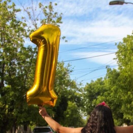 Фольгированный шар с гелием Золотая Один - 1 метр