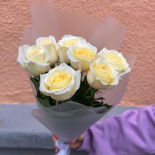 Букет из 7 пионовидных роз