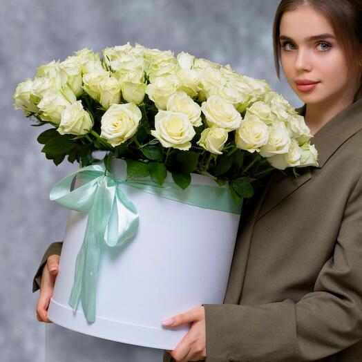 Композиция из 101 белой розы