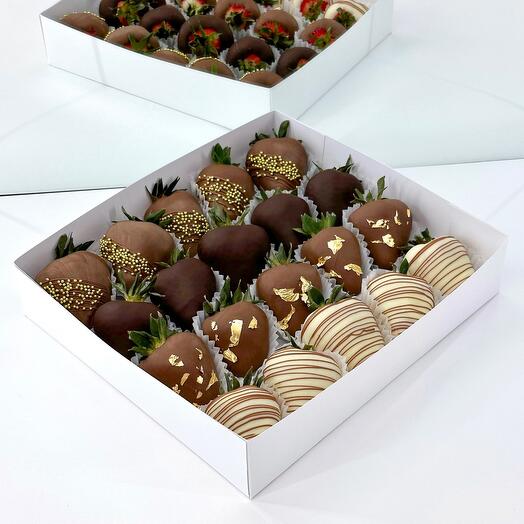 Набор «Gold» из клубники в шоколаде