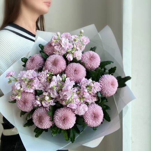 Chrysanthemums and mattiola