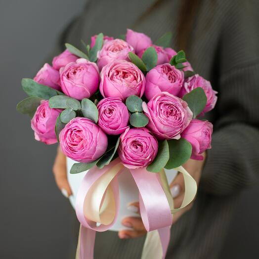 Пионовидные розы Сильва пинк в коробке💕
