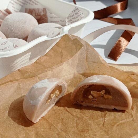 Моти Сникерс