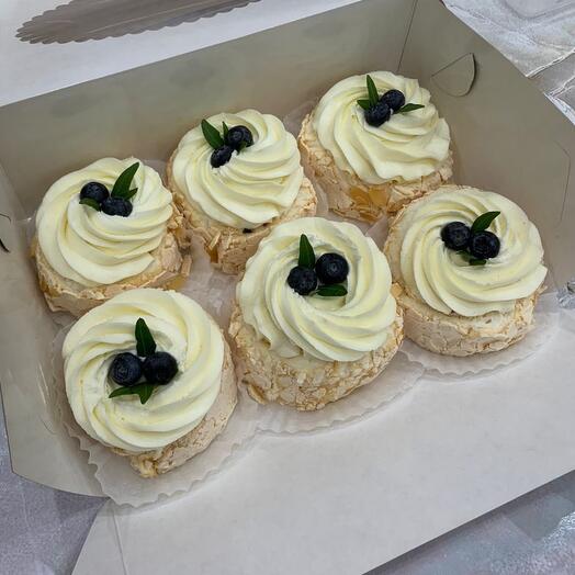 Меренговые пирожные 6 шт