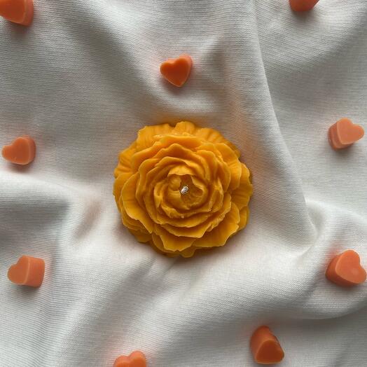 Свеча из натурального пчелиного воска