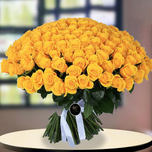 100 Yellow Roses Bunch