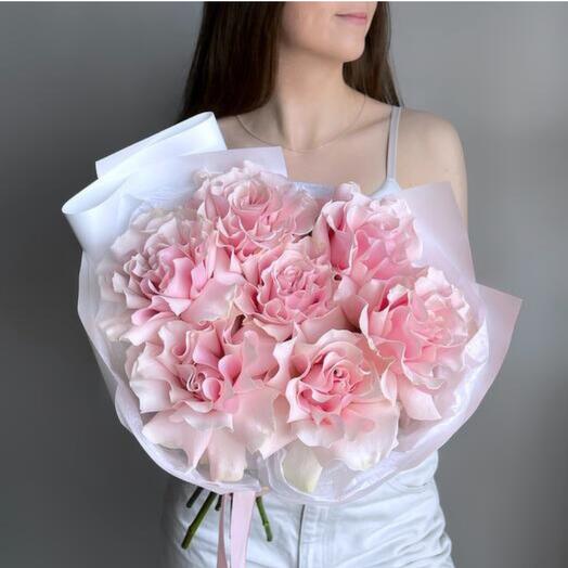 Bouquet of French pink roses