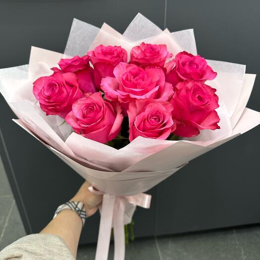 Букет из красивых розовых роз😍
