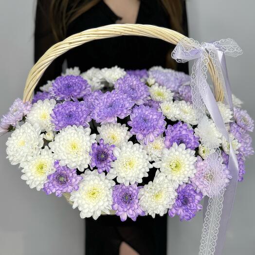 Корзина сиреневая хризантема 💜/ цветы с доставкой в Уфе
