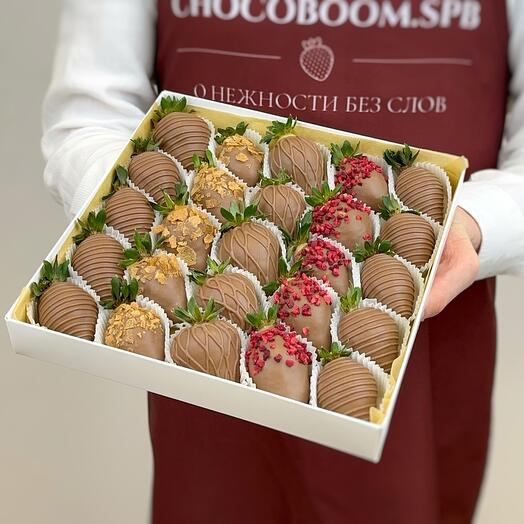 Клубника в шоколаде в наборе «Молочный блюз», 25-30 ягод