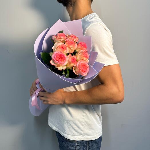 Букет из 9 нежных роз