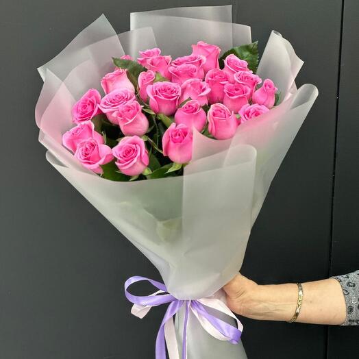 25 РОЗОВЫХ РОЗ АКВА