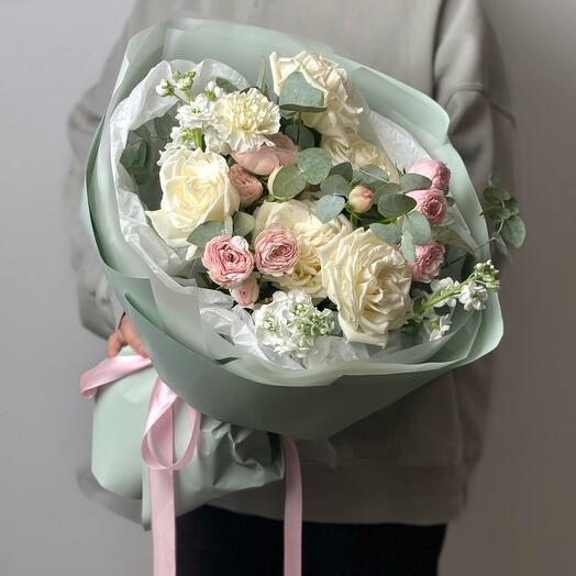 Delicate peony-shaped bouquet 220