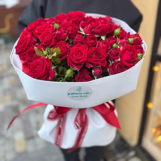 Букет красных роз