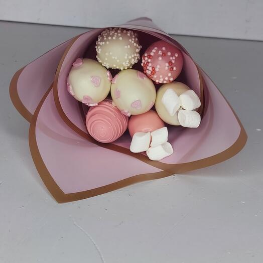 Bouquet of chocolate-covered strawberries
