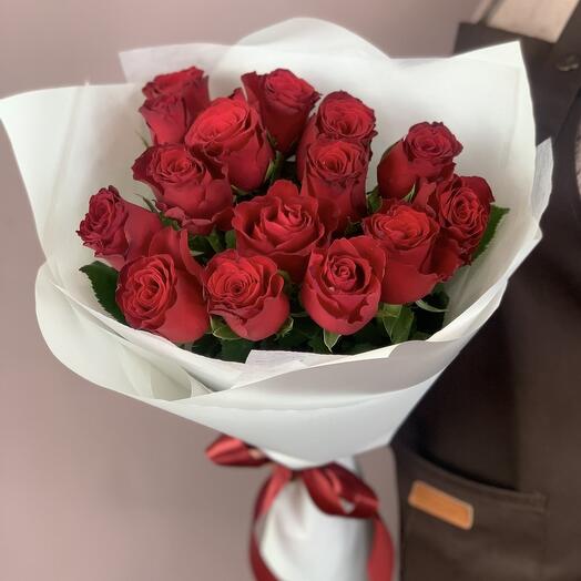 Красная роза Кения 11 штук