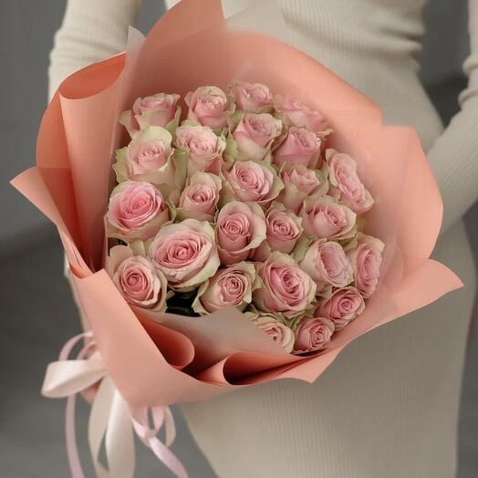 Розы Кения розовые 40см (25шт)