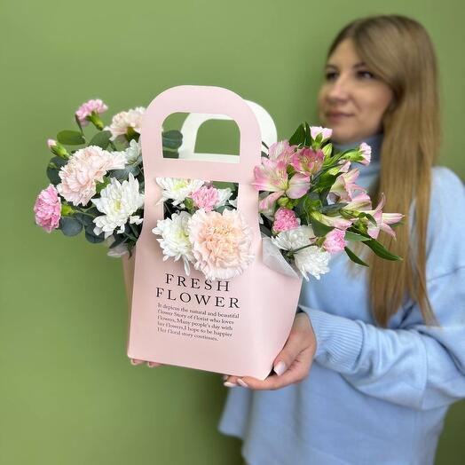 Цветы в сумочке