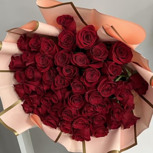 51 красных роз