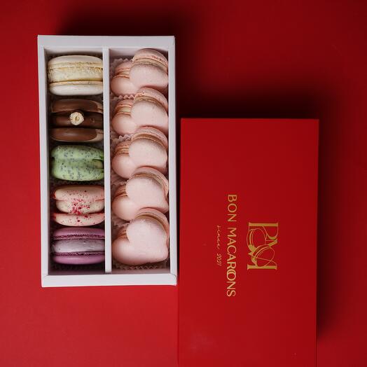 Набор 10 штук макаронс с сердцами