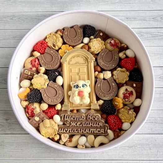 Сладкий подарок из шоколада на Новоселье