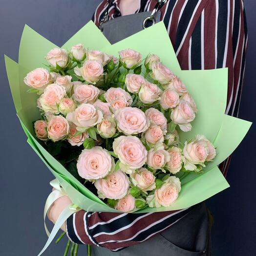 Букет «Лофи» из кустовых роз☘️