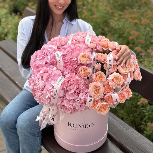 Цветы в коробке🥰