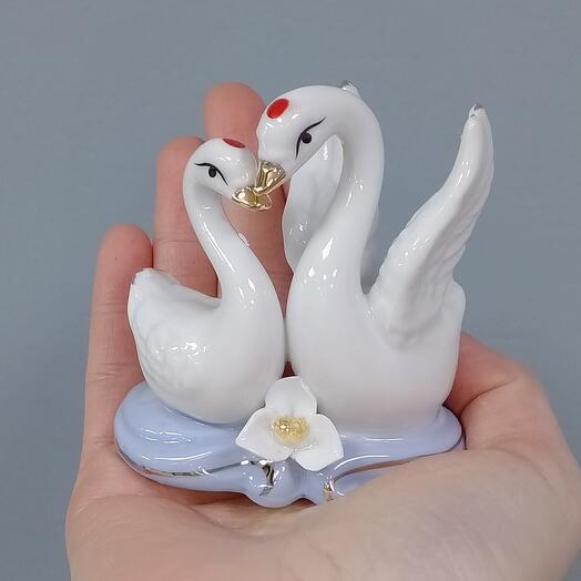 Фигурка Белые лебеди