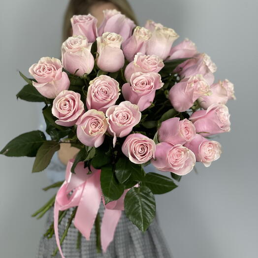 Букет из 25 премиальных розовых роз 60см (9)