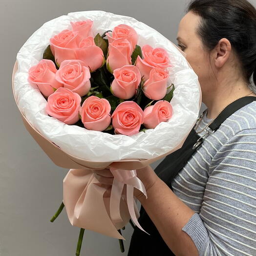Моно букет из 15 роз 🌸