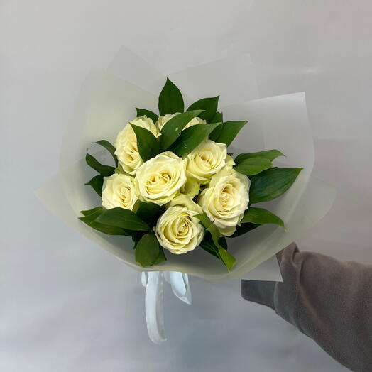 Букет из белых роз