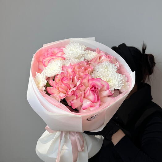 Букет из Французских роз и Хризантем